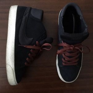 Nike SB Blazer Mid LR